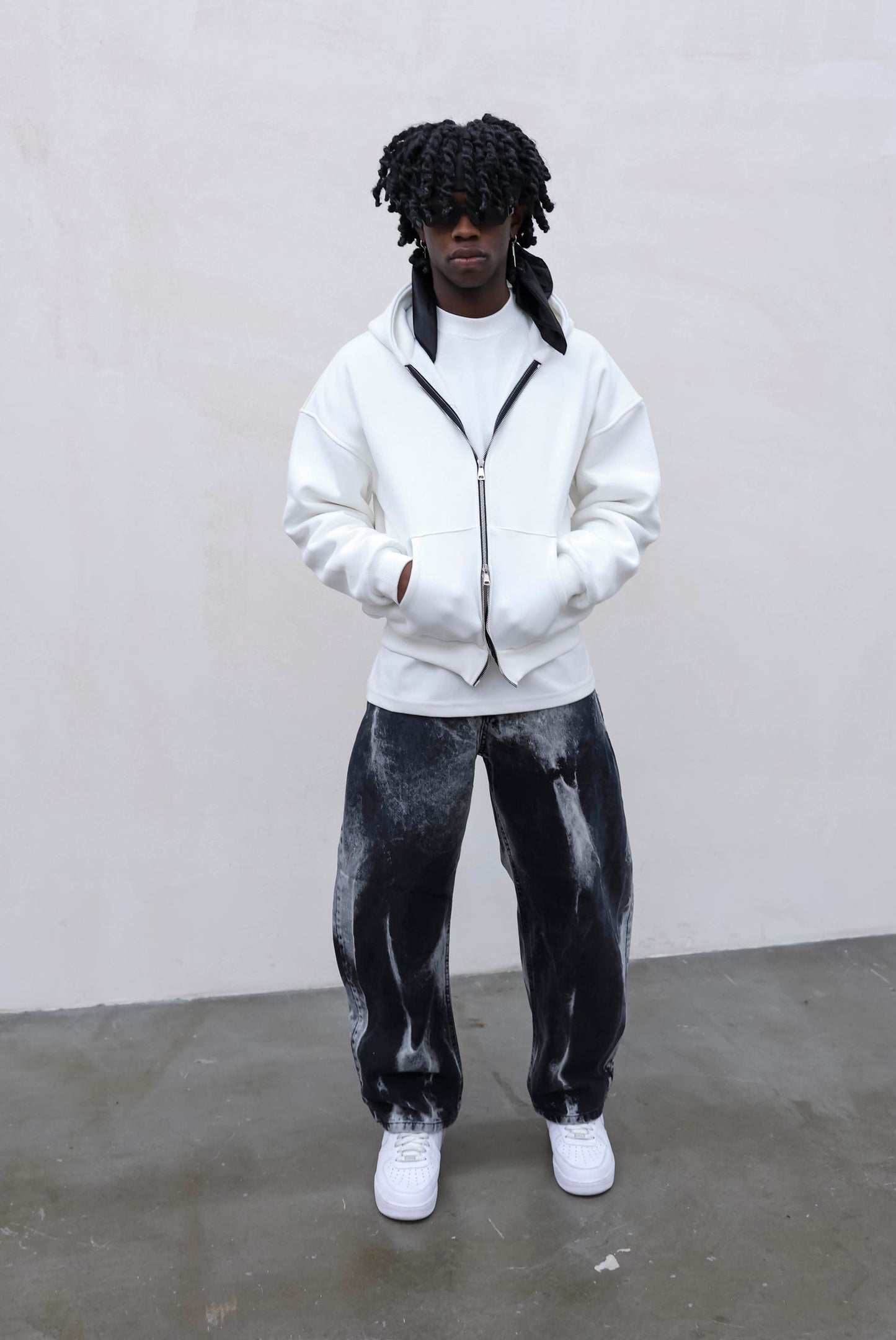 FELPA REAL BOXY ZIP WHITE