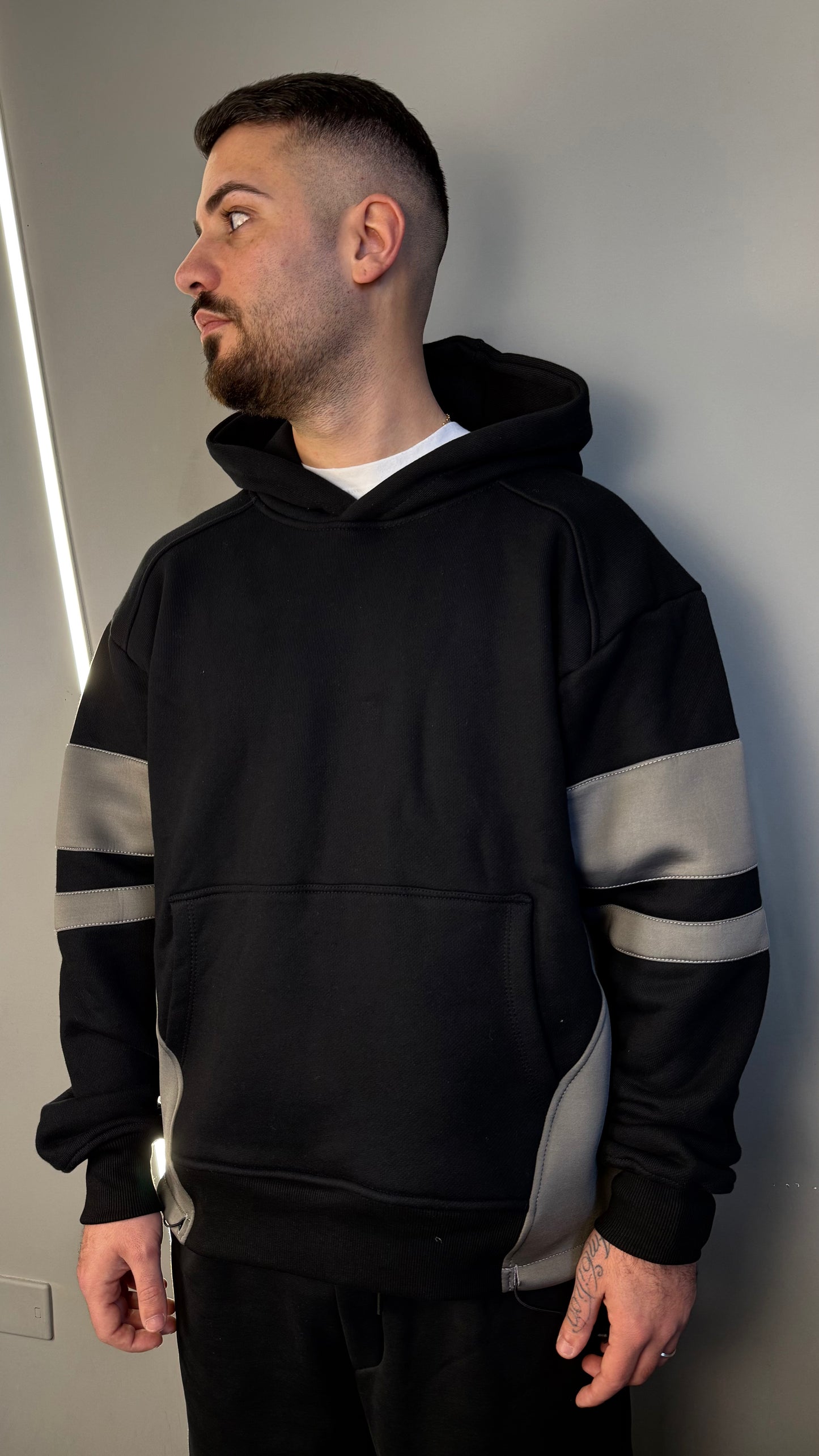 FELPA CON TAGLI BNK BLACK