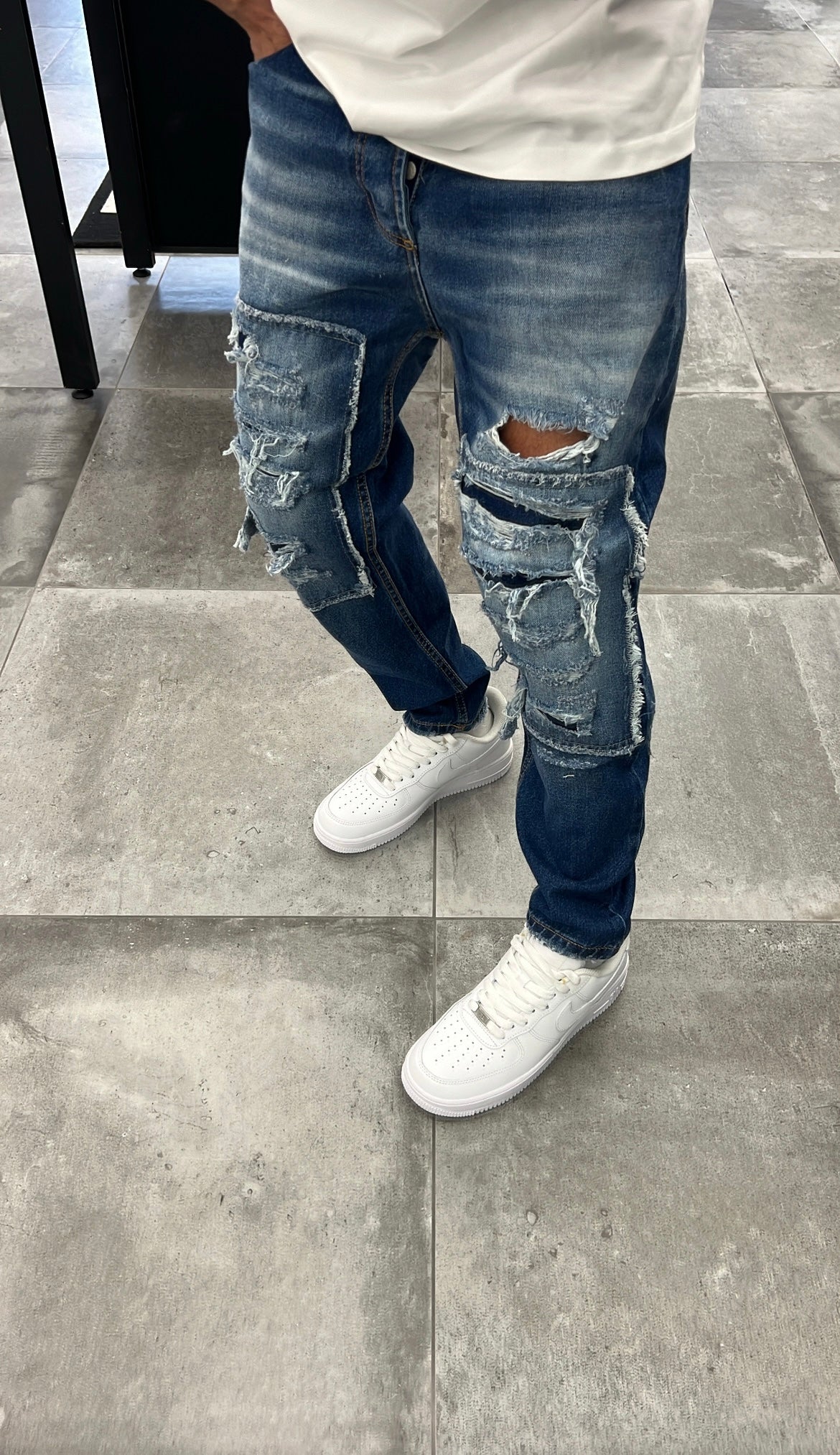 JEANS DESTROYED MOD. DSQ