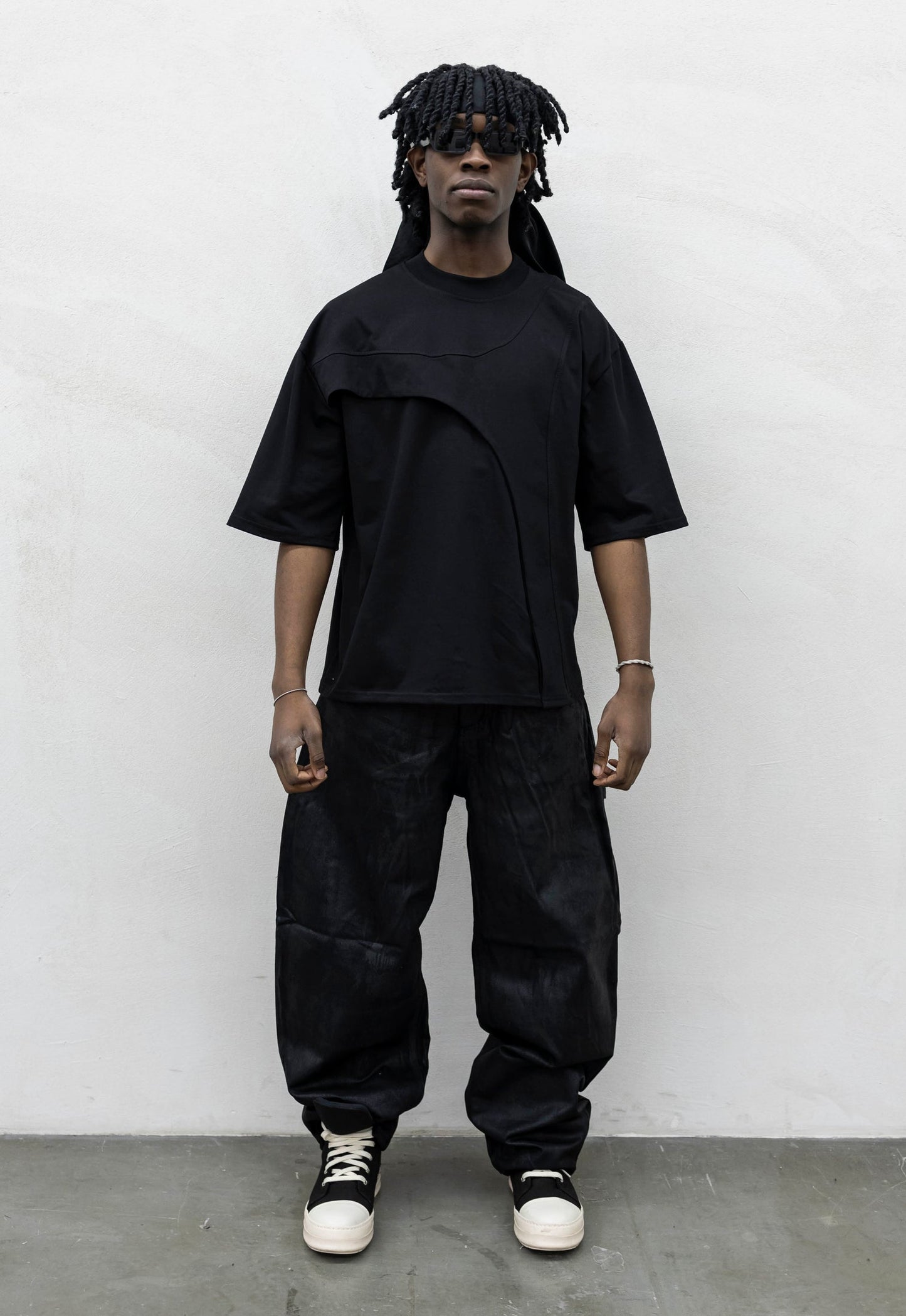T-SHIRT DUBBED PRESENT BLACK